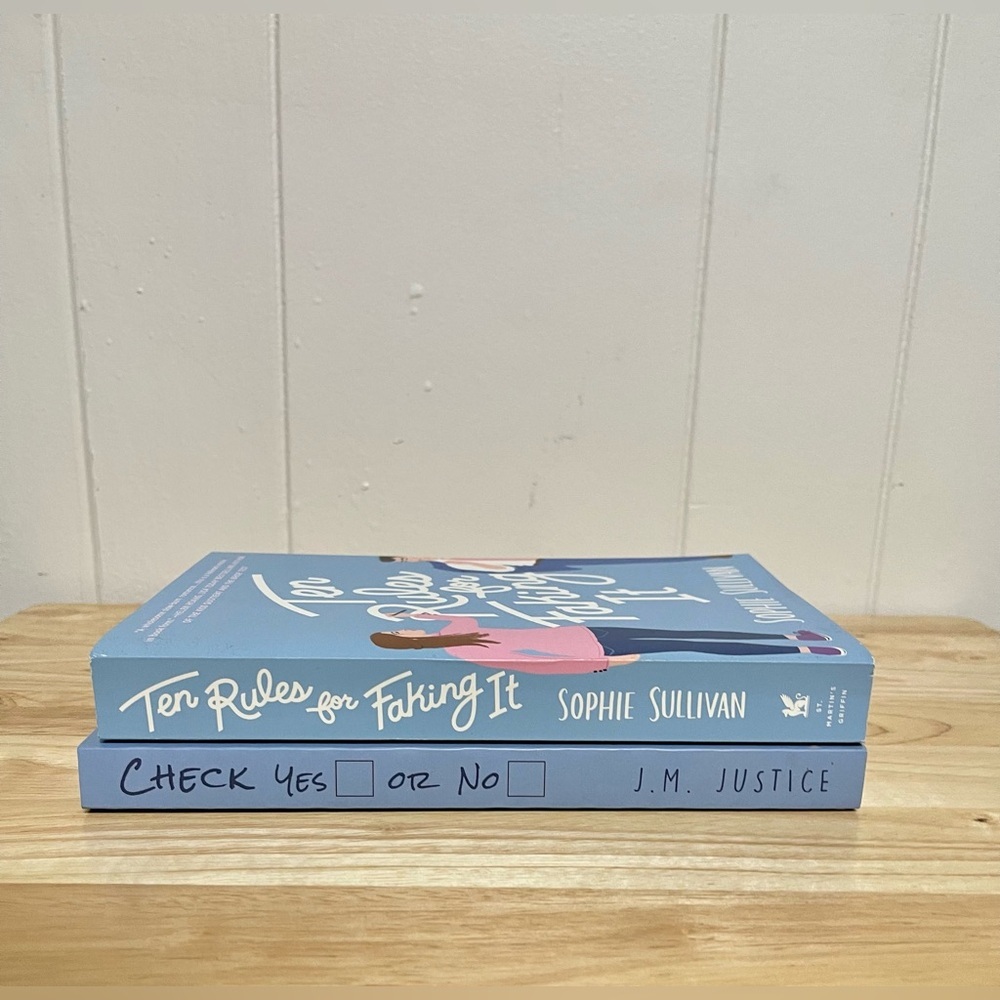 Two Paper Back Rom Com Books - Picture 2 of 2